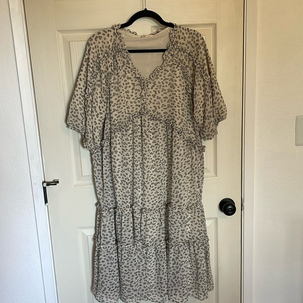 Orange Creek Los Angeles. Size L.